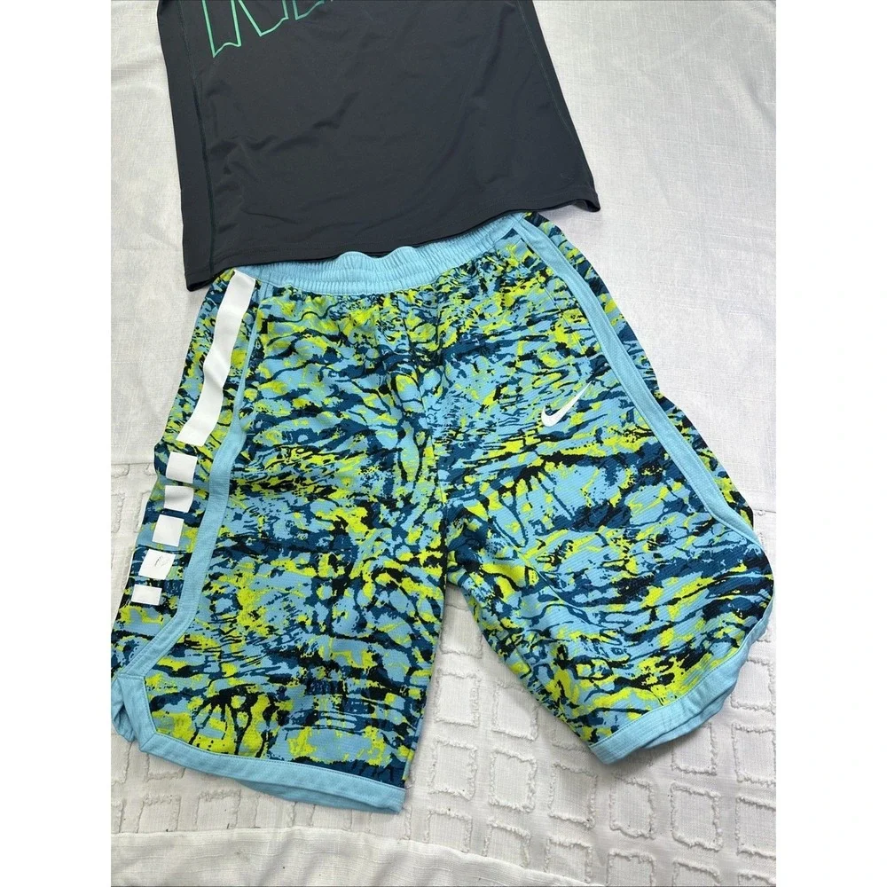 Nike Boys Dri-FIT 2 Piece Set XL Black Graphic Tee Blue Abstract Print Shorts - Picture 2 of 6